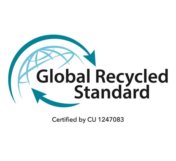 Logo mit Text "Global Recycled Standard" und einer kreisförmigen Pfeilgrafik, darunter "Certified by CU 1247083".